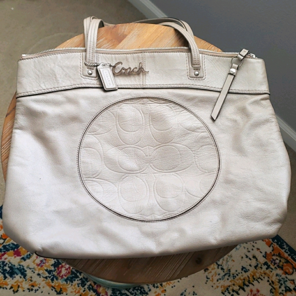 Coach Leather Signature Op Art Laura Tote Embossed